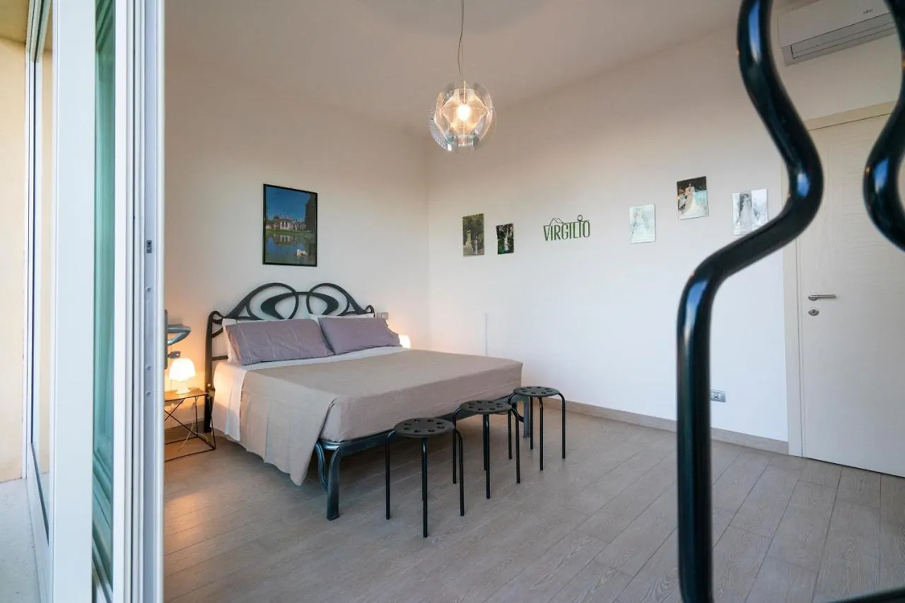 Residence Virgilio 토스콜라노마데노 아파트